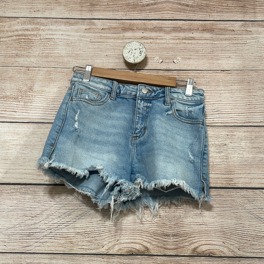 Woman’s Cello Small Blue Jean Raw Hem Shorts